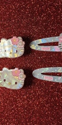 Hello Kitty Pearlescent Pink Flower Hair Clips Two Sets